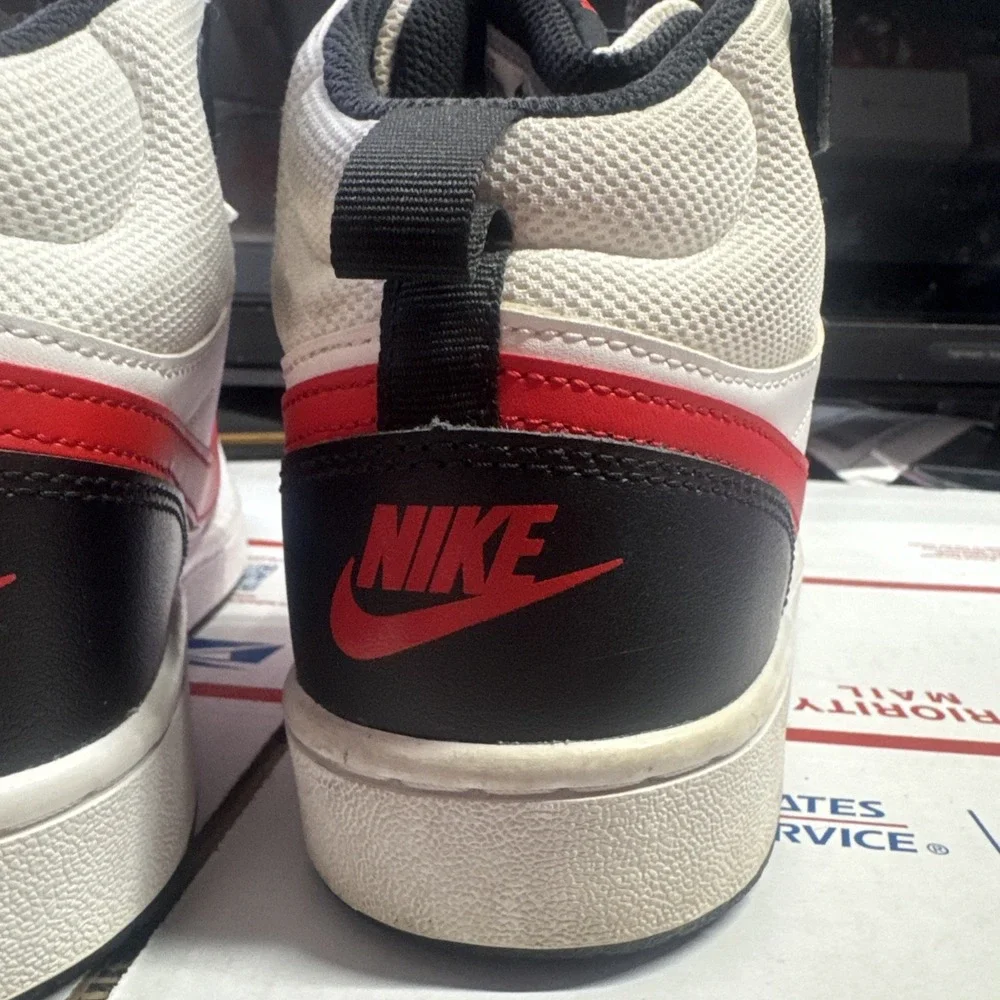 Nike Court Borough‎ Mid 2 White University Red Black Size 7Y Youth CD7782-110